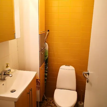 בית נופש Lovely House With Terrace And Sauna!